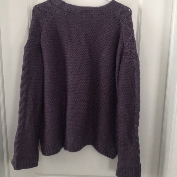 525 Oversized Cardigan Sweater - Picture 4 of 4